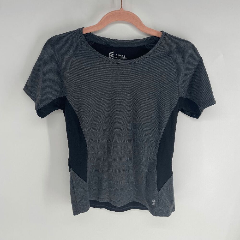 Second Skin Women’s Gravel Heather Short Sleeve Training Top Size S